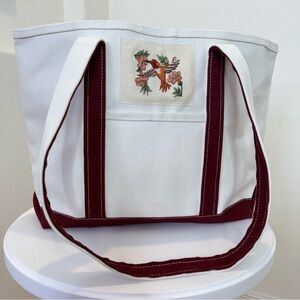 NWOT Canvas Tote with Hummingbird Embroidered Design